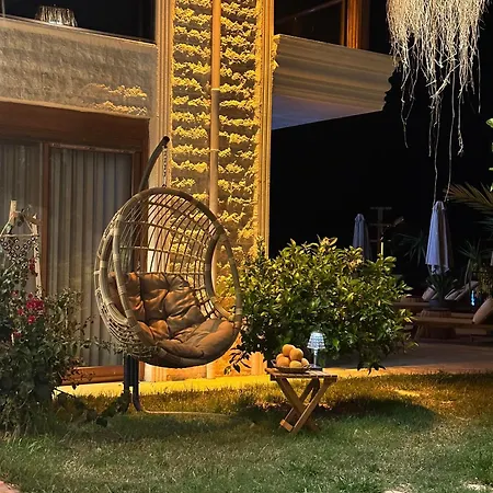 Tas Ev Adrasan Hotel