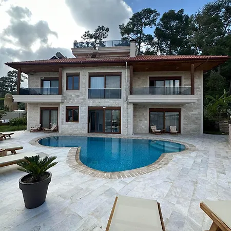 Tas Ev Adrasan Hotel *